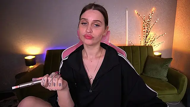 Snapshot of JeysyPotter chatting on 09/10/25, 07:29 JeysyPotter online show from 09/10/25, 07:29