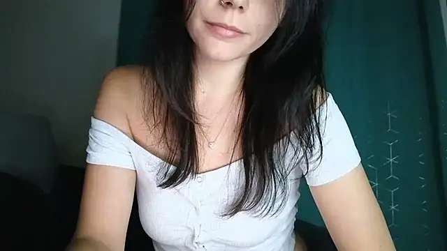 Snapshot of Durghetta chatting on 09/21/25, 10:26 Durghetta online show from 09/21/25, 10:26