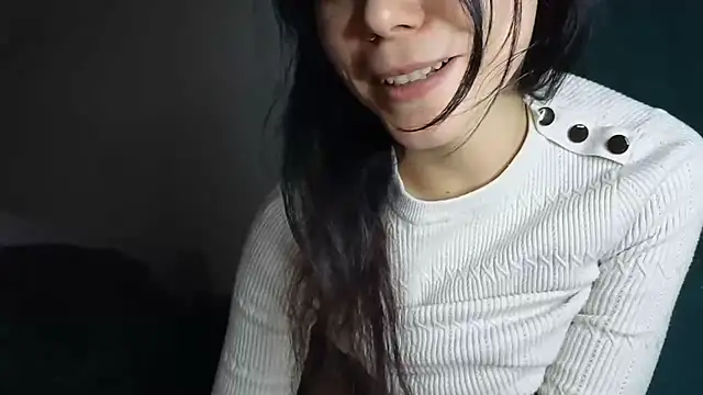 Snapshot of Durghetta chatting on 12/21/25, 09:44 Durghetta online show from 12/21/25, 09:44