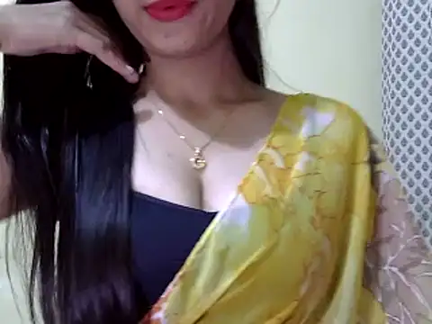 Snapshot of Arohi_Sharma123 chatting on 02/02/25, 06:20 Arohi Sharma123 online show from 02/02/25, 06:20