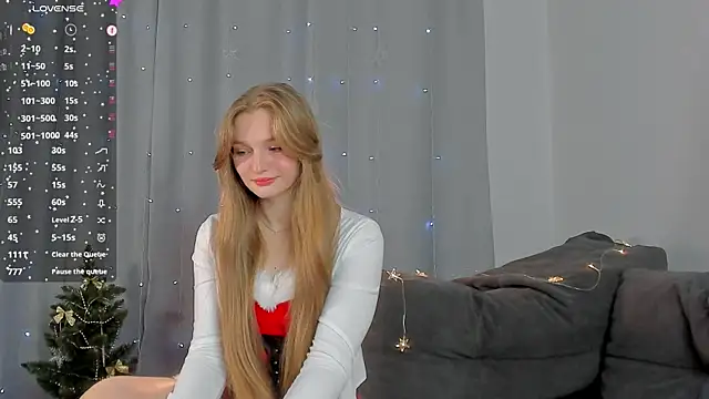 Snapshot of Barbie-Doll- chatting on 12/30/24, 09:50 Barbie-Doll- online show from 12/30/24, 09:50