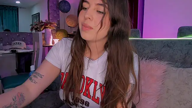 zoe kittylove online show from 11/09/25, 03:43