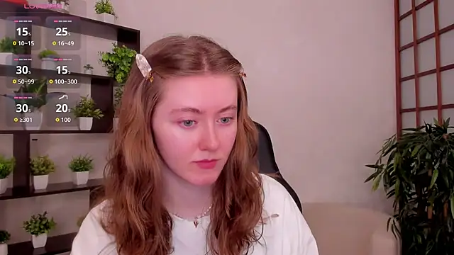 Snapshot of KateCuddle chatting on 07/22/26, 02:02 KateCuddle online show from 07/22/26, 02:02