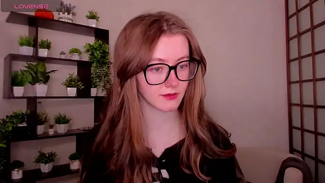 KateCuddle online show from 03/24/26, 02:33