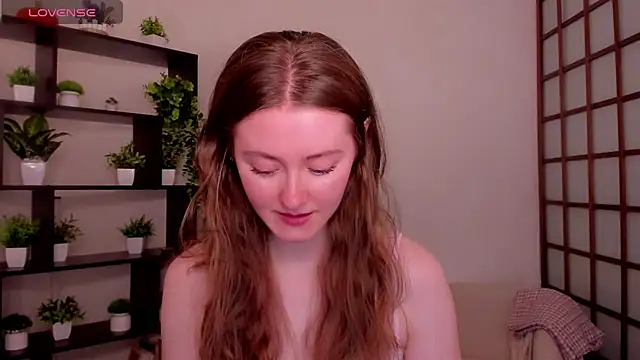Snapshot of KateCuddle chatting on 06/22/26, 02:28 KateCuddle online show from 06/22/26, 02:28