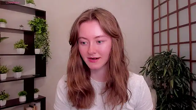 Snapshot of KateCuddle chatting on 07/29/26, 02:11 KateCuddle online show from 07/29/26, 02:11