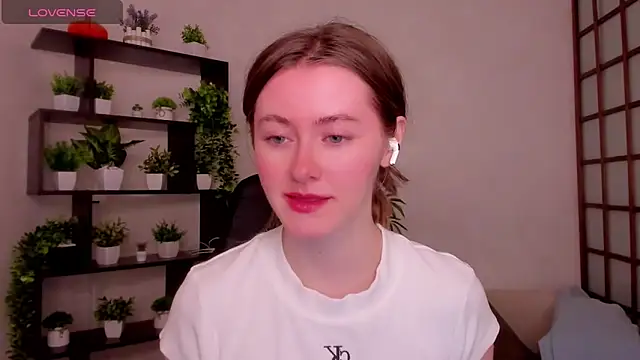 KateCuddle online show from 03/31/26, 02:46