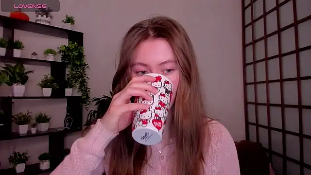 KateCuddle online show from 02/25/26, 03:07