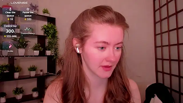 KateCuddle online show from 04/30/26, 02:51