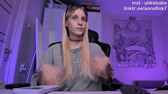Anna Fink online show from 11/06/25, 08:57