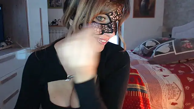 lulu italy online show from 12/02/25, 07:54