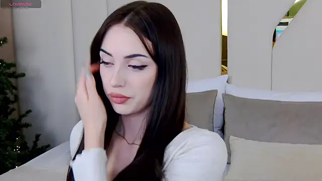 Betty Bridge online show from 12/03/25, 05:52