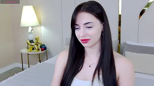 Betty Bridge online show from 11/19/25, 05:40