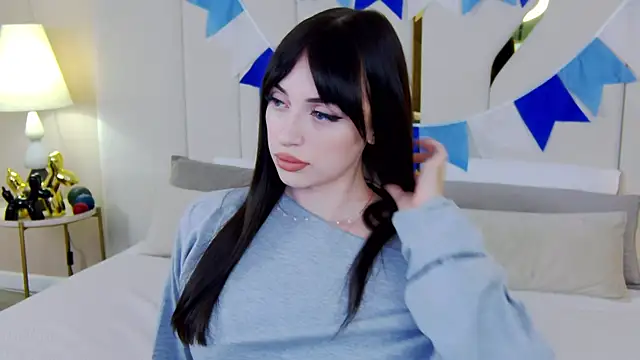 Betty Bridge online show from 09/24/25, 05:58