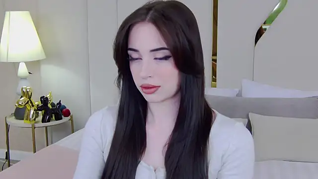 Betty Bridge online show from 03/10/26, 05:33