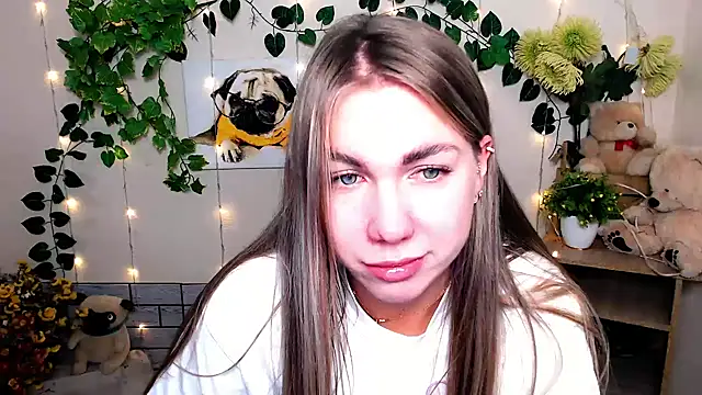 Sport Tall Doll online show from 11/12/25, 10:52