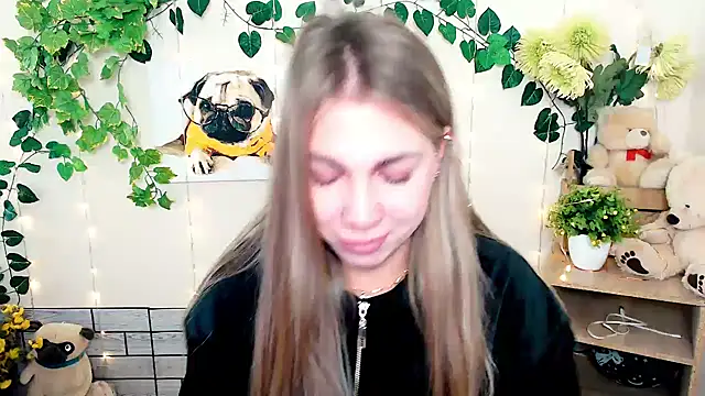 Sport Tall Doll online show from 11/13/25, 11:14