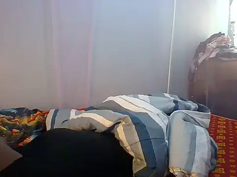 Snapshot of Eminent_Ride chatting on 11/23/25, 04:22 Eminent Ride online show from 11/23/25, 04:22