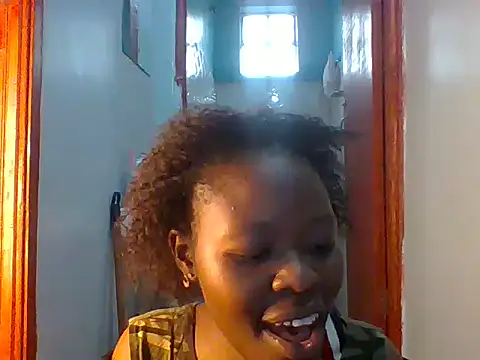 Snapshot of Eminent_Ride chatting on 11/10/25, 12:32 Eminent Ride online show from 11/10/25, 12:32