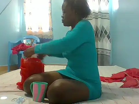 Snapshot of Eminent_Ride chatting on 10/12/25, 12:06 Eminent Ride online show from 10/12/25, 12:06