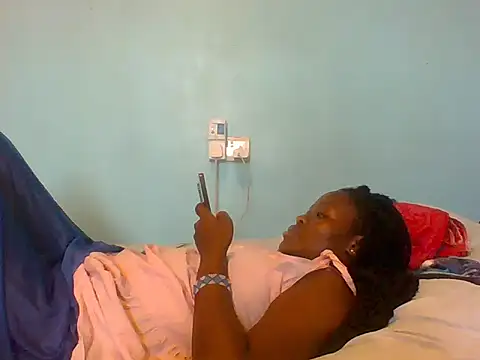 Snapshot of Eminent_Ride chatting on 04/18/26, 12:18 Eminent Ride online show from 04/18/26, 12:18