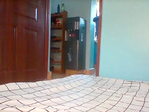 Eminent Ride online show from 04/01/26, 01:41