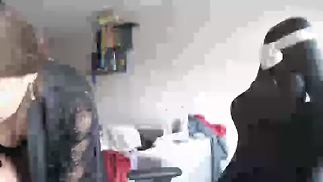 delightful sofi online show from 10/31/25, 08:00