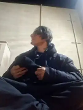 Snapshot of shaved chatting on 12/01/25, 06:36 shaved online show from 12/01/25, 06:36