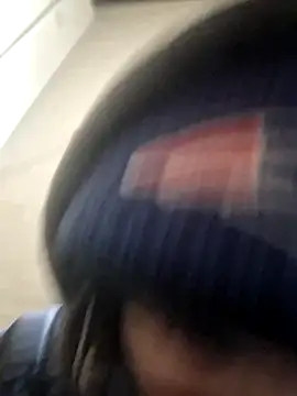 Snapshot of shaved chatting on 11/25/25, 06:14 shaved online show from 11/25/25, 06:14