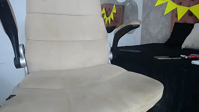 SHARICK GRECO online show from 09/29/25, 12:11