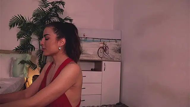 Misslullu online show from 11/08/25, 02:53