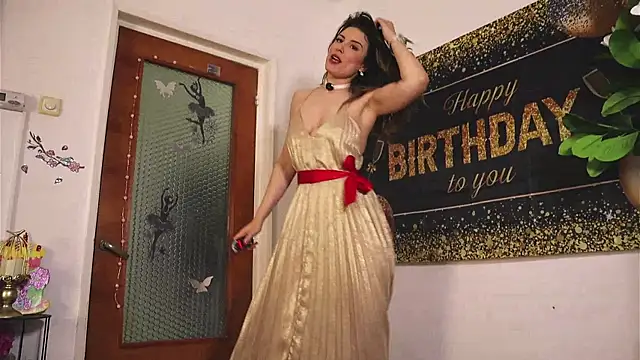 Misslullu online show from 05/15/26, 01:20