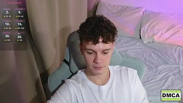 cute thomas online show from 12/18/25, 04:22