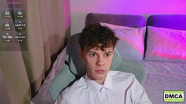 Snapshot of cute_thomas chatting on 02/11/26, 03:01 cute thomas online show from 02/11/26, 03:01