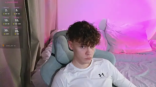 cute thomas online show from 03/18/26, 06:09