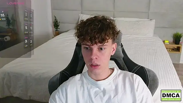 cute thomas online show from 12/29/24, 04:38