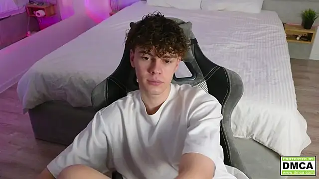 cute thomas online show from 12/07/24, 06:10