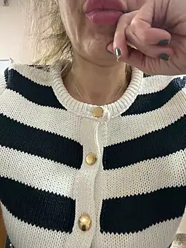 AmazingBitch online show from 02/18/26, 02:09