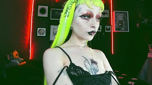 insania 9999  online show from 02/25/25, 03:20