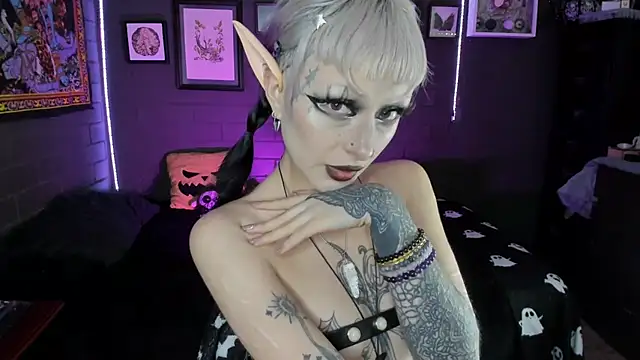 insania 9999  online show from 12/01/25, 04:30