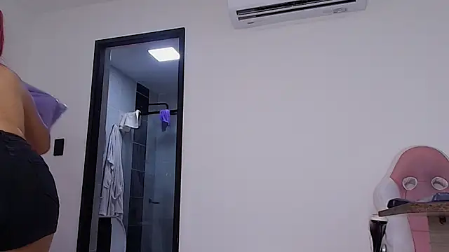 celeste sea online show from 11/05/25, 07:17