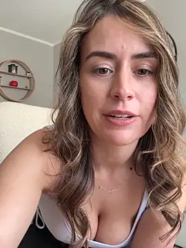 Wetbabygirlxo online show from 02/17/26, 06:05