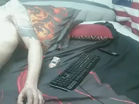 Snapshot of Spotless_Load chatting on 02/13/25, 06:05 Spotless Load online show from 02/13/25, 06:05