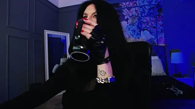 DomMelissaW online show from 03/19/26, 10:54