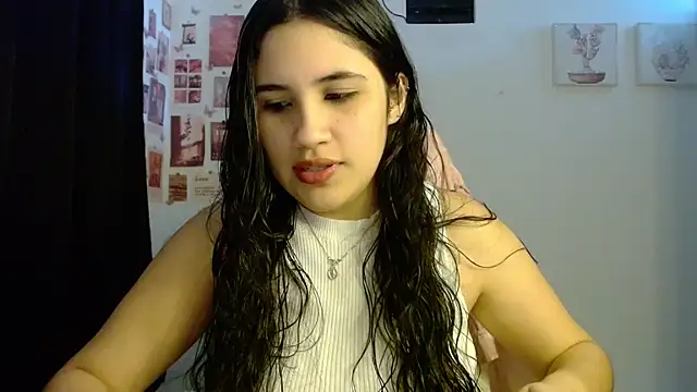 InocentHeaven1 online show from 04/14/26, 12:21