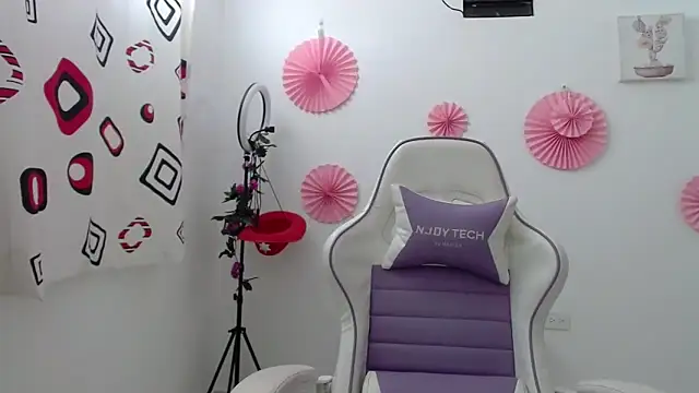 InocentHeaven1 online show from 12/17/25, 01:05