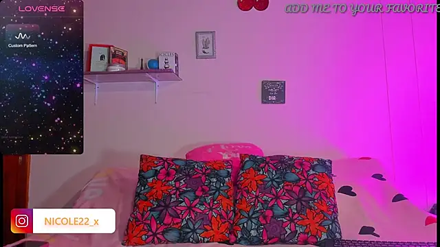 Nicole x online show from 12/29/24, 12:52