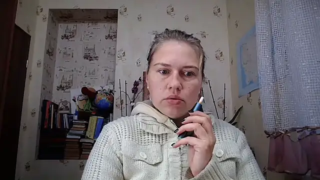 Snapshot of dream_alexa chatting on 10/05/25, 04:25 dream alexa online show from 10/05/25, 04:25
