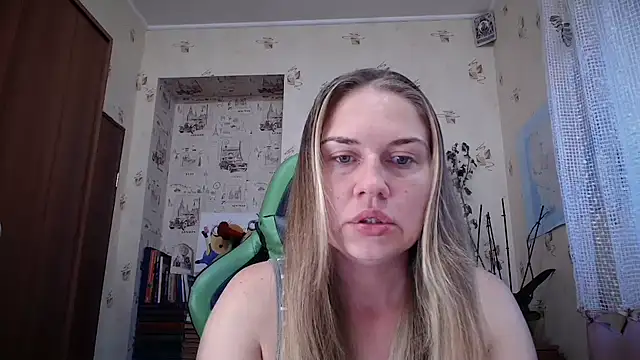 Snapshot of dream_alexa chatting on 09/11/25, 03:45 dream alexa online show from 09/11/25, 03:45