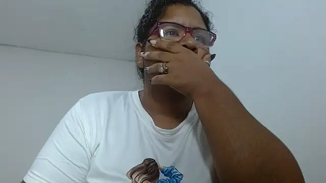 victoris online show from 02/18/26, 01:47